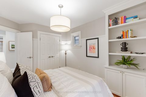 Photo 17 at 9 Elmsthorpe Avenue, Forest Hill South, Toronto