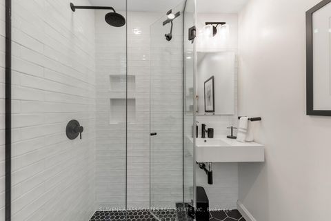 Photo 21 at 9 Elmsthorpe Avenue, Forest Hill South, Toronto