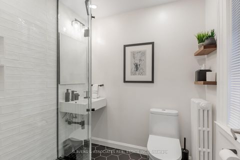 Photo 22 at 9 Elmsthorpe Avenue, Forest Hill South, Toronto