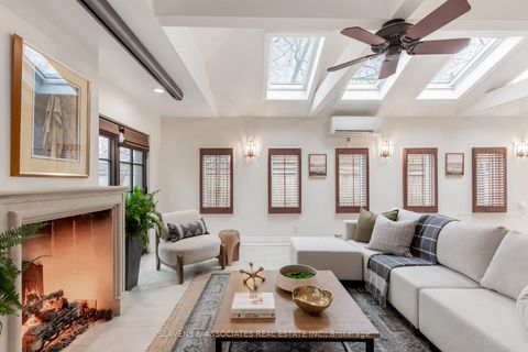 Photo 33 at 9 Elmsthorpe Avenue, Forest Hill South, Toronto