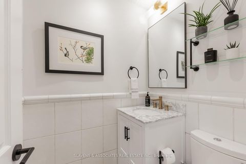 Photo 36 at 9 Elmsthorpe Avenue, Forest Hill South, Toronto