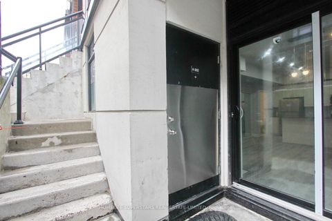 Photo 2 at 902 - 5309 Highway No 7, Vaughan Grove, Vaughan