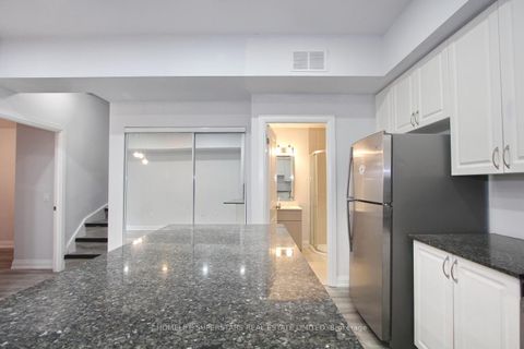 Photo 9 at 902 - 5309 Highway No 7, Vaughan Grove, Vaughan