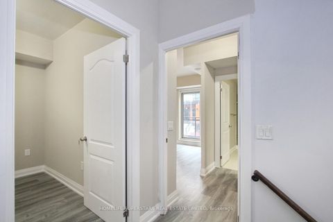 Photo 14 at 902 - 5309 Highway No 7, Vaughan Grove, Vaughan