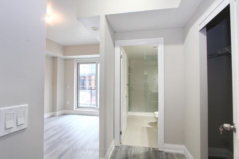 Photo 17 at 902 - 5309 Highway No 7, Vaughan Grove, Vaughan