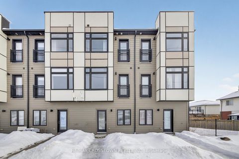 Photo 4 at 2 - 540 Essa Road, Holly, Barrie