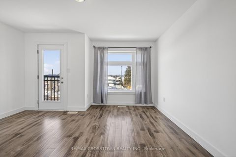 Photo 20 at 2 - 540 Essa Road, Holly, Barrie