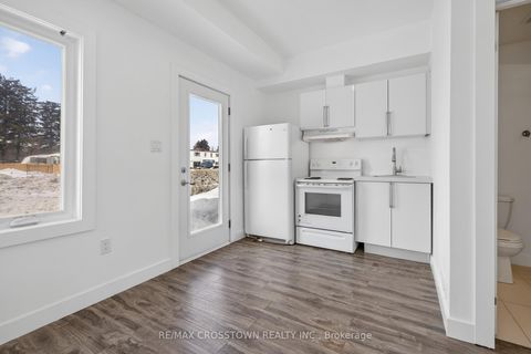 Photo 36 at 2 - 540 Essa Road, Holly, Barrie