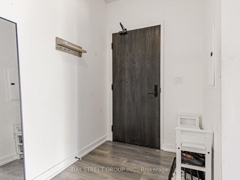 Photo 11 at 4101 - 426 University Avenue, Chinatown, Toronto