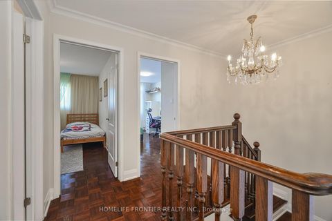 Photo 24 at 86 Venice Gate Drive, Vellore Village, Vaughan