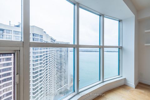 Photo 8 at 3703 - 77 Harbour Square, Waterfront Communities C1, Toronto