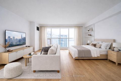 Photo 12 at 3703 - 77 Harbour Square, Waterfront Communities C1, Toronto