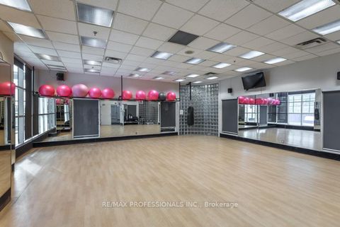 Photo 36 at 3703 - 77 Harbour Square, Waterfront Communities C1, Toronto