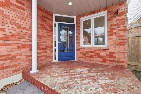 Photo 4 at 14 Kershaw Street, Bowmanville, Clarington