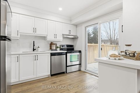 Photo 17 at 14 Kershaw Street, Bowmanville, Clarington