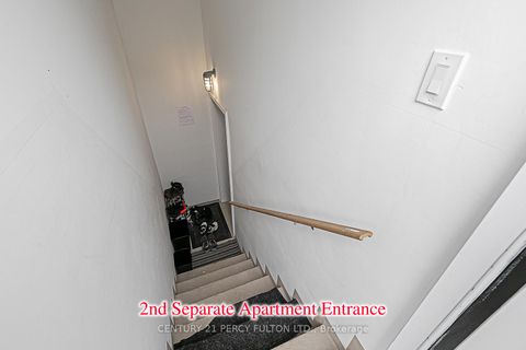 Photo 30 at 168 Ruggles Avenue, Harding, Richmond Hill