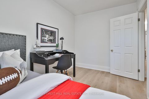 Photo 28 at 33 Glengarry Avenue, Lawrence Park North, Toronto