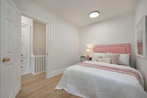 Photo 30 at 33 Glengarry Avenue, Lawrence Park North, Toronto