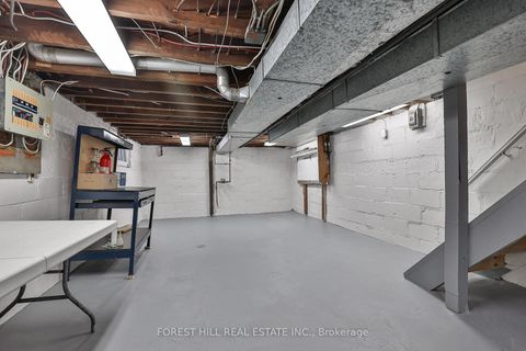 Photo 35 at 33 Glengarry Avenue, Lawrence Park North, Toronto