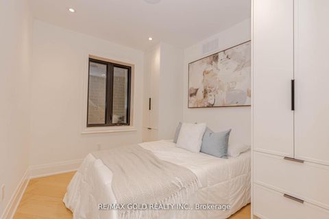 Photo 30 at 786 Euclid Avenue, Annex, Toronto