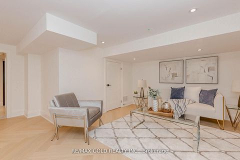 Photo 36 at 786 Euclid Avenue, Annex, Toronto