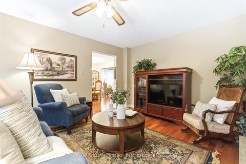 Photo 13 at 51 Ravenscroft Road, Central West, Ajax