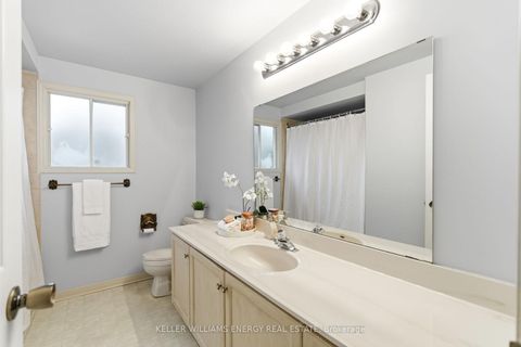 Photo 31 at 51 Ravenscroft Road, Central West, Ajax