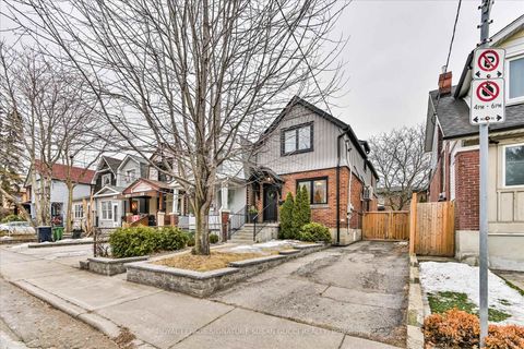 Photo 0 at 257 Lumsden Avenue, Lumsden, Toronto