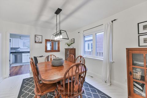 Photo 5 at 257 Lumsden Avenue, Lumsden, Toronto