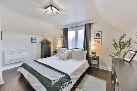 Photo 17 at 257 Lumsden Avenue, Lumsden, Toronto