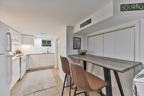 Photo 27 at 257 Lumsden Avenue, Lumsden, Toronto