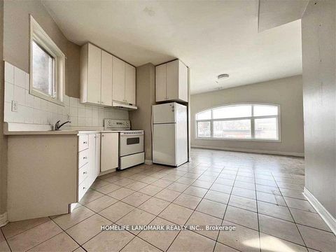 Photo 5 at 2473 Yonge Street, Eglinton, Toronto