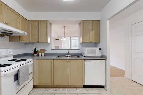 Photo 6 at 302 - 2627 Mccowan Road, Agincourt North, Toronto