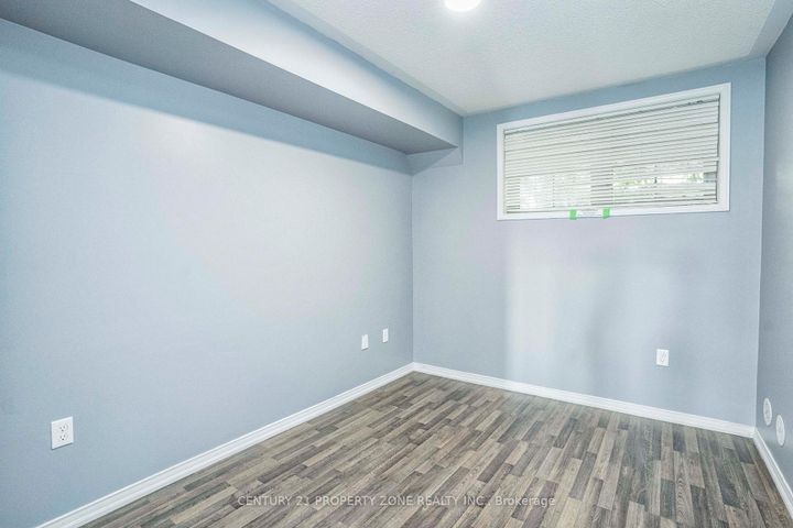 Photo 15 at 4 - 2500 Post Road, RO River Oaks, Oakville