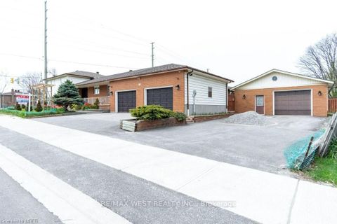 Photo 4 at 146 Harvie Road, Holly, Barrie