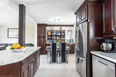 Photo 15 at 146 Harvie Road, Holly, Barrie