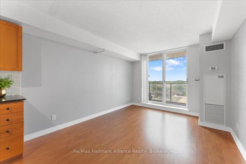 Photo 9 at 910 - 1369 Bloor Street W, Dufferin Grove, Toronto