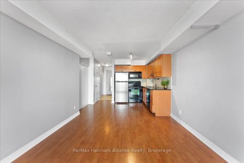 Photo 14 at 910 - 1369 Bloor Street W, Dufferin Grove, Toronto
