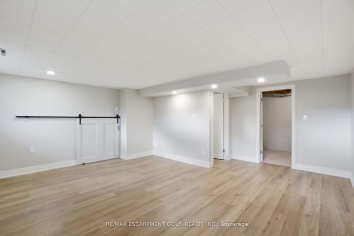 Photo 22 at 38 Coral Drive, Lawfield, Hamilton