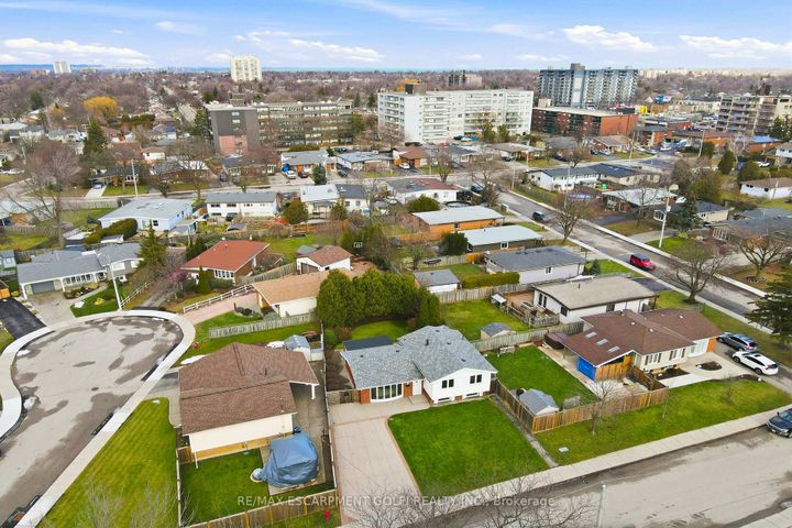 Photo 29 at 38 Coral Drive, Lawfield, Hamilton