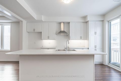 Photo 4 at 112 West Oak Trail, Rural Barrie Southeast, Barrie