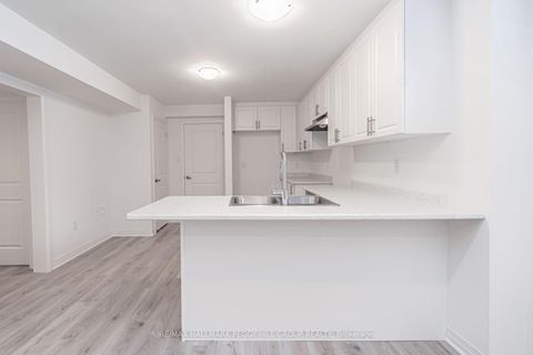 Photo 15 at 112 West Oak Trail, Rural Barrie Southeast, Barrie