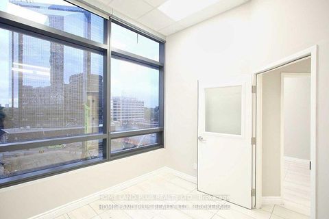 Photo 8 at 5M - 4773 Yonge Street, Willowdale East, Toronto