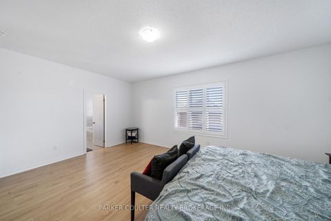 Photo 20 at 1239 Peelar Crescent, Lefroy, Innisfil