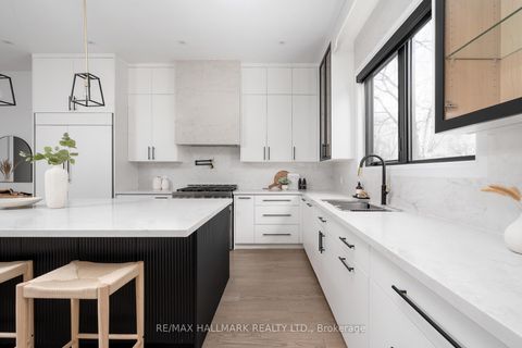 Photo 17 at 36 Karnwood Drive, Birchmount, Toronto