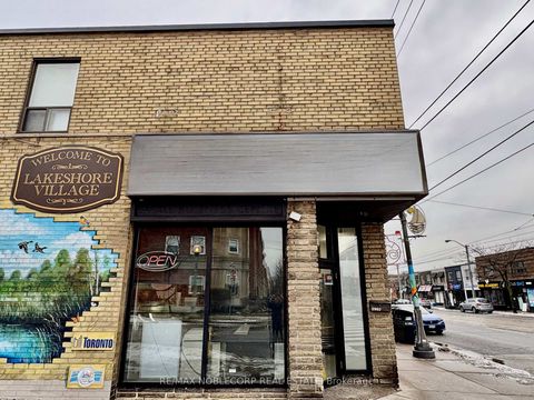 Photo 2 at 2992 Lake Shore Boulevard W, New Toronto, Toronto