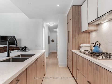 Photo 5 at 201 - 280 Howland Avenue, Annex, Toronto