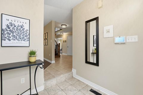 Photo 3 at 228 Sawmill Valley Drive, Summerhill Estates, Newmarket