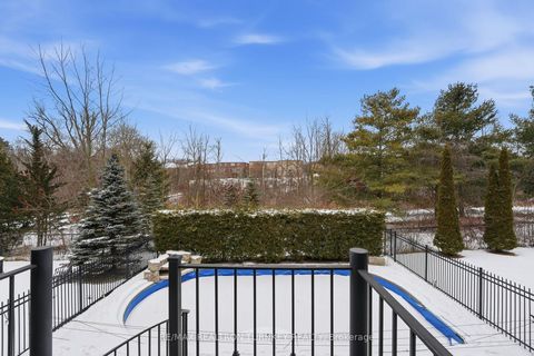 Photo 16 at 228 Sawmill Valley Drive, Summerhill Estates, Newmarket