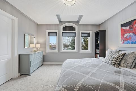 Photo 28 at 228 Sawmill Valley Drive, Summerhill Estates, Newmarket